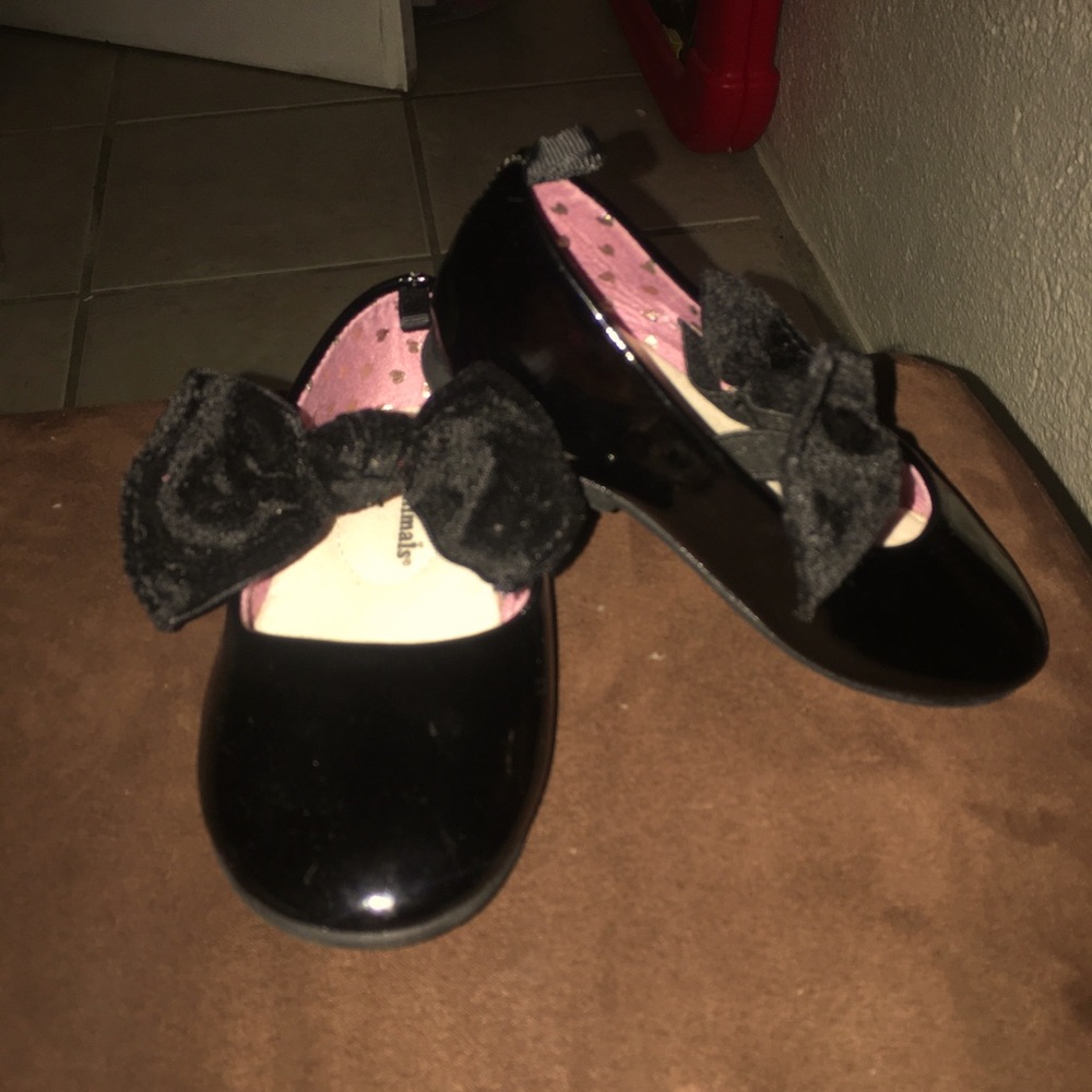 Baby girls size 6 dress shoes
